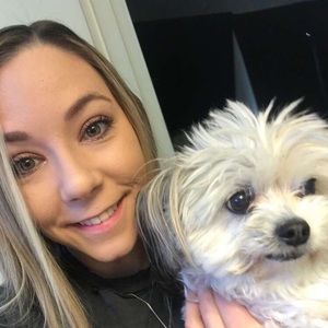 Meet your Posher, Britni